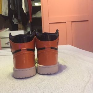 shattered backboard size 12